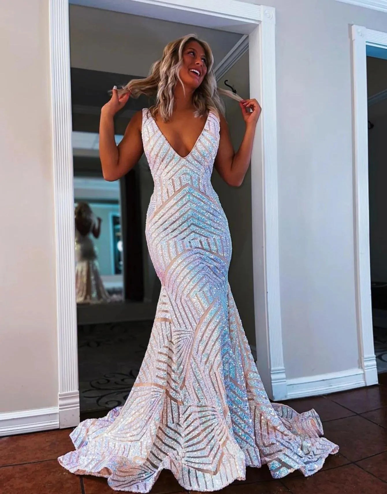 Wholesale Mermaid Sparkly Sequins Mesh Prom Dress prom dresses with long sleeves